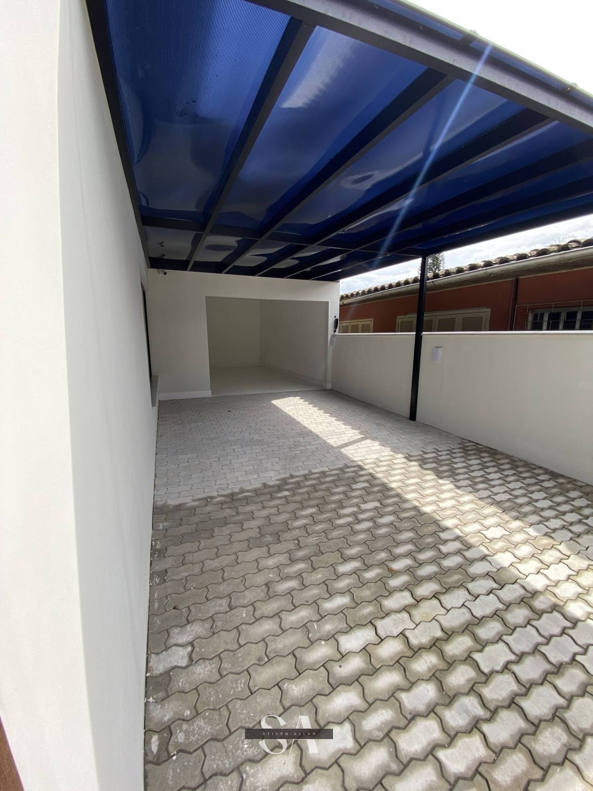 Casa à venda com 3 quartos, 196m² - Foto 2